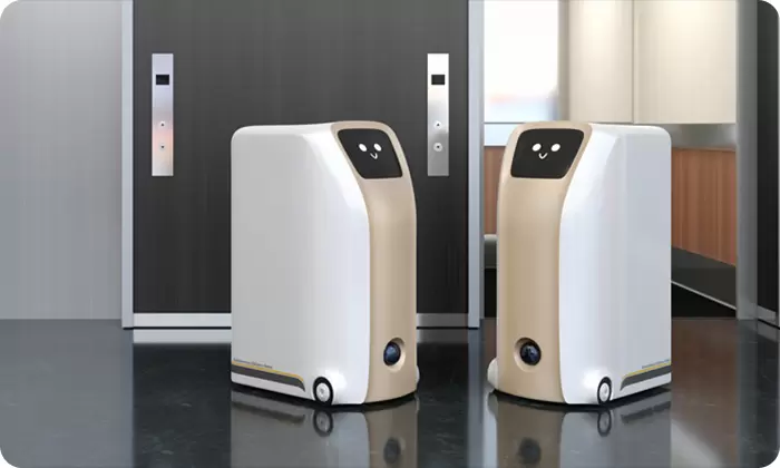 Rob&ocirc; com pernas e rodas